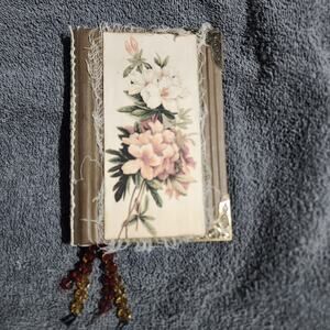 "Flowers" Junk Journal, Hard Cover, 5.5in x 4in x 1in, 64 pages